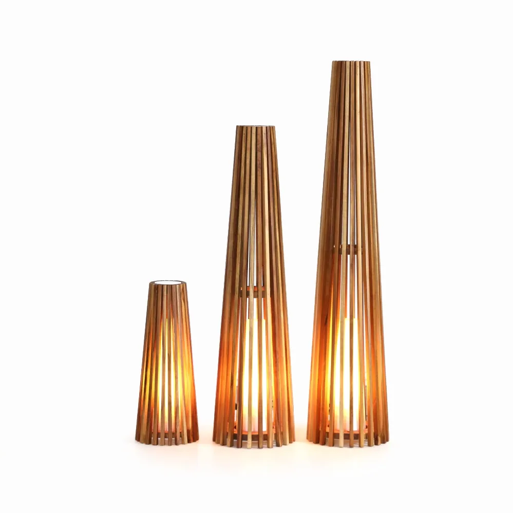 Costello Outdoor Lamp On | Costello like Christmas Lamp Decoration