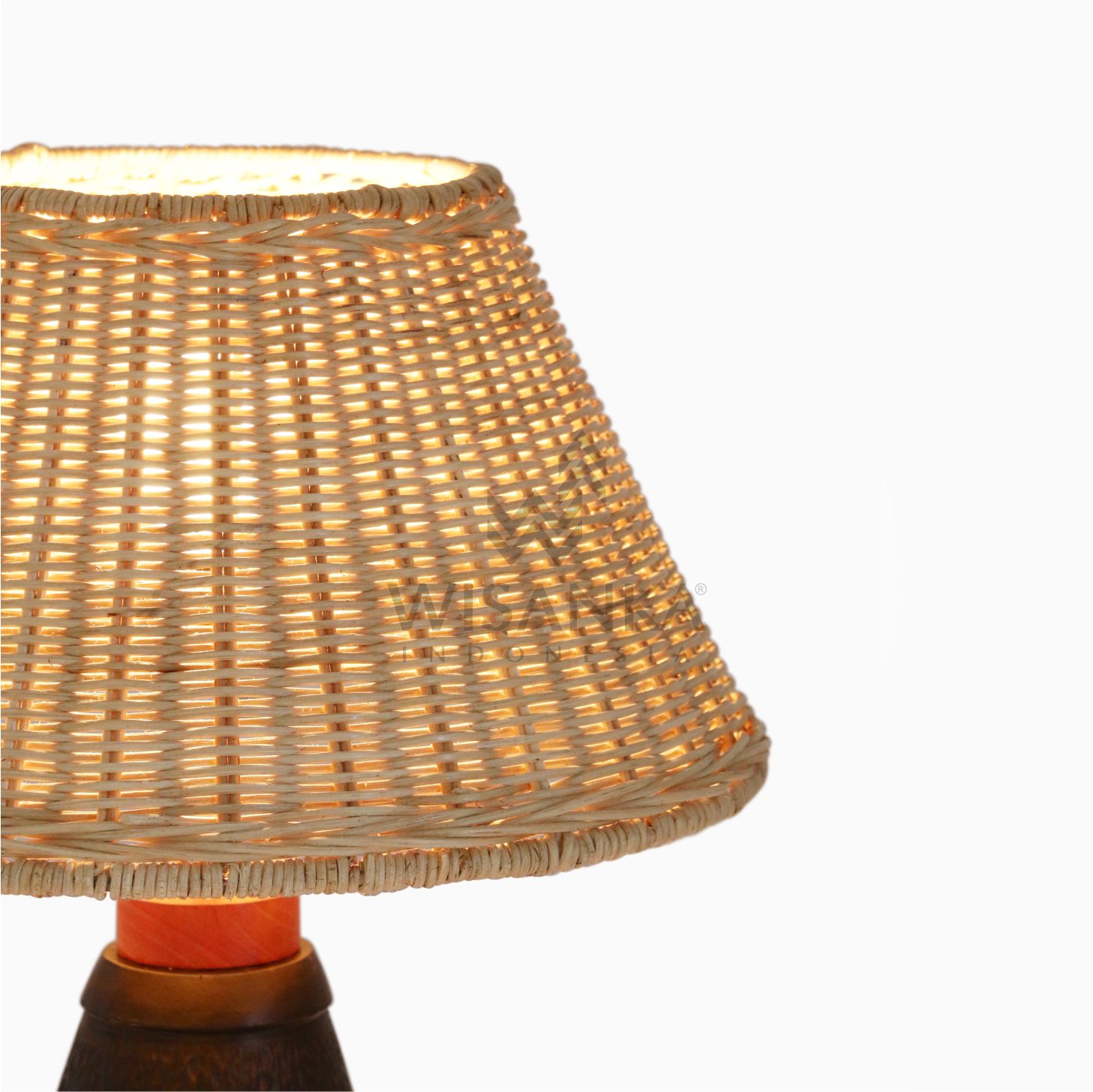 rattan table lamp